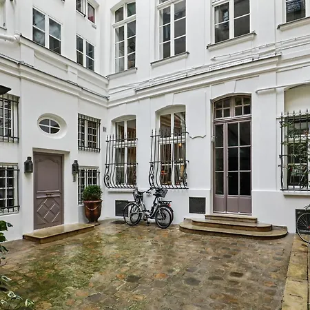 Le Marais & Place Des Vosges - Cityapartmentstay Appartamento